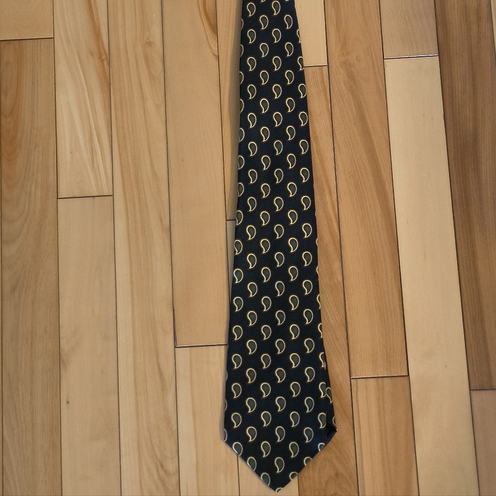 Vintage Chaps Ralph Lauren Silk Tie (Made in Canada)